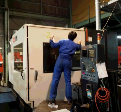 清掃整頓！今日は、レーザー機を清掃！